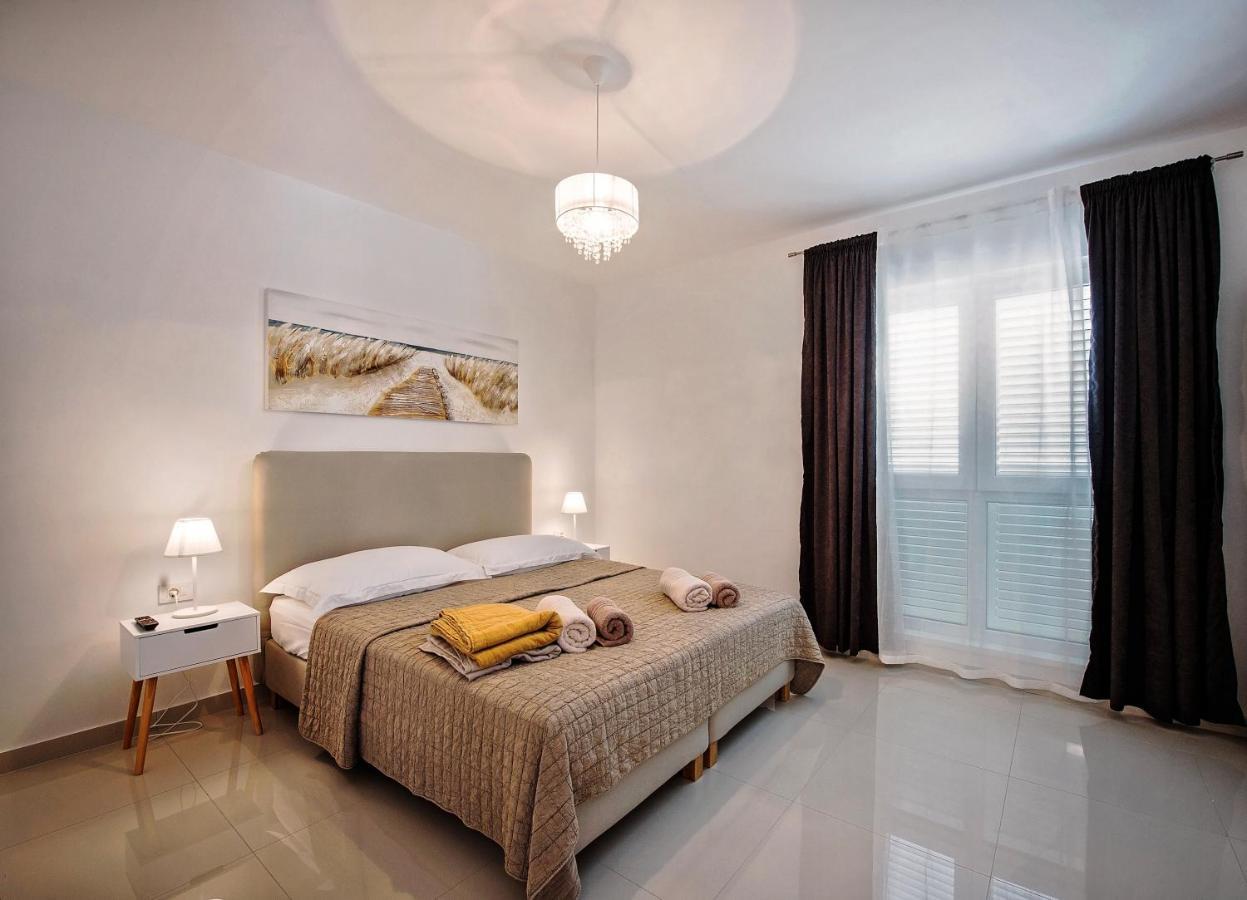 Sea Front Apartments Ivana Rogoznica  Dış mekan fotoğraf