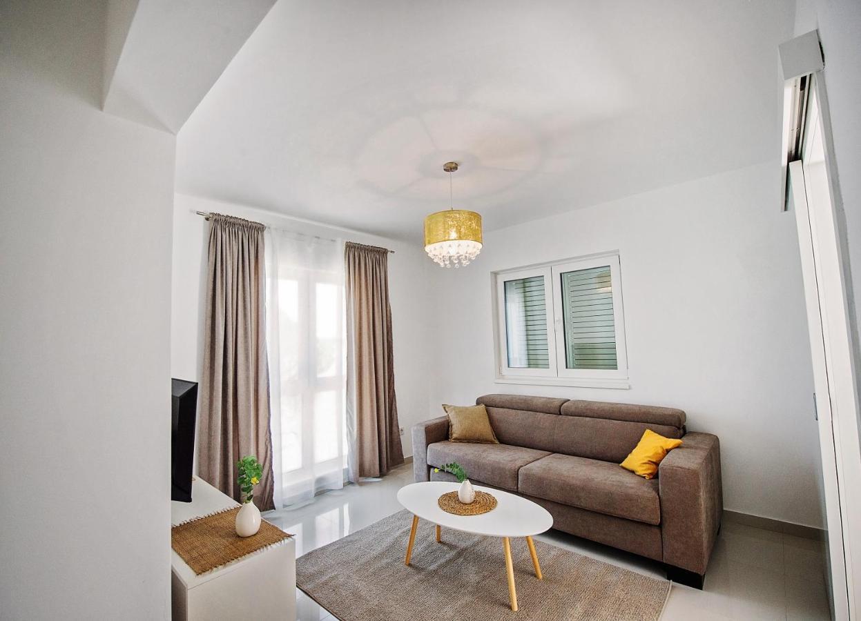 Sea Front Apartments Ivana Rogoznica  Dış mekan fotoğraf